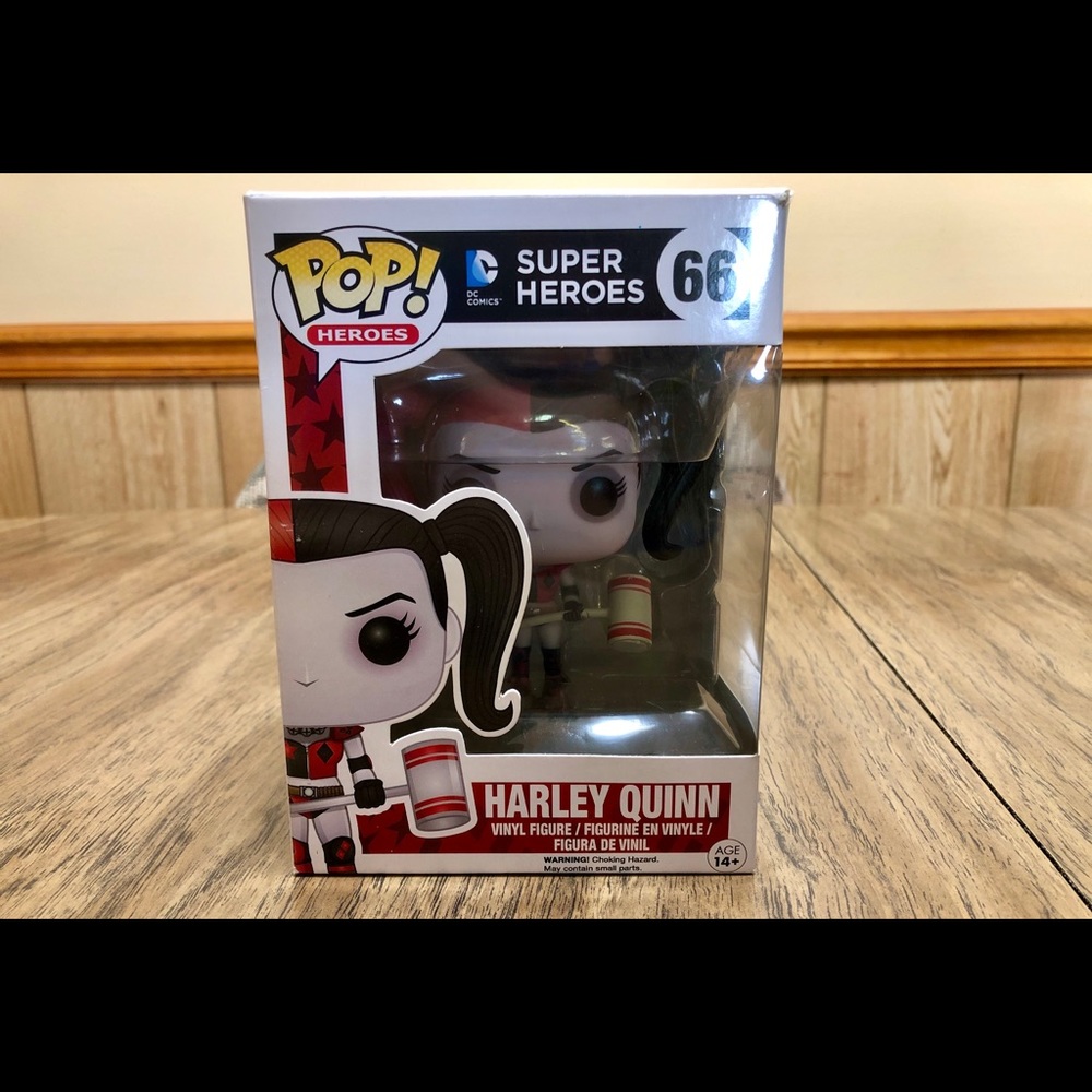 Funko POP! DC Comics Super Heroes HARLEY QUINN #66 Vinyl Figure Collectors Toy